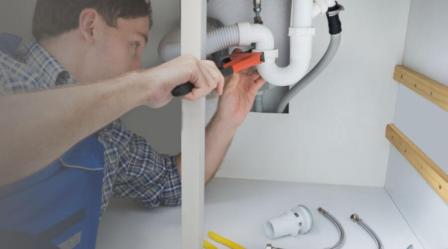 Professional sink repair in Richland, IA