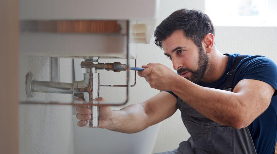 Professional sink repair services in Richland, IA
